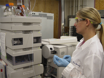 Lab Person at HP 1100 HPLC Image